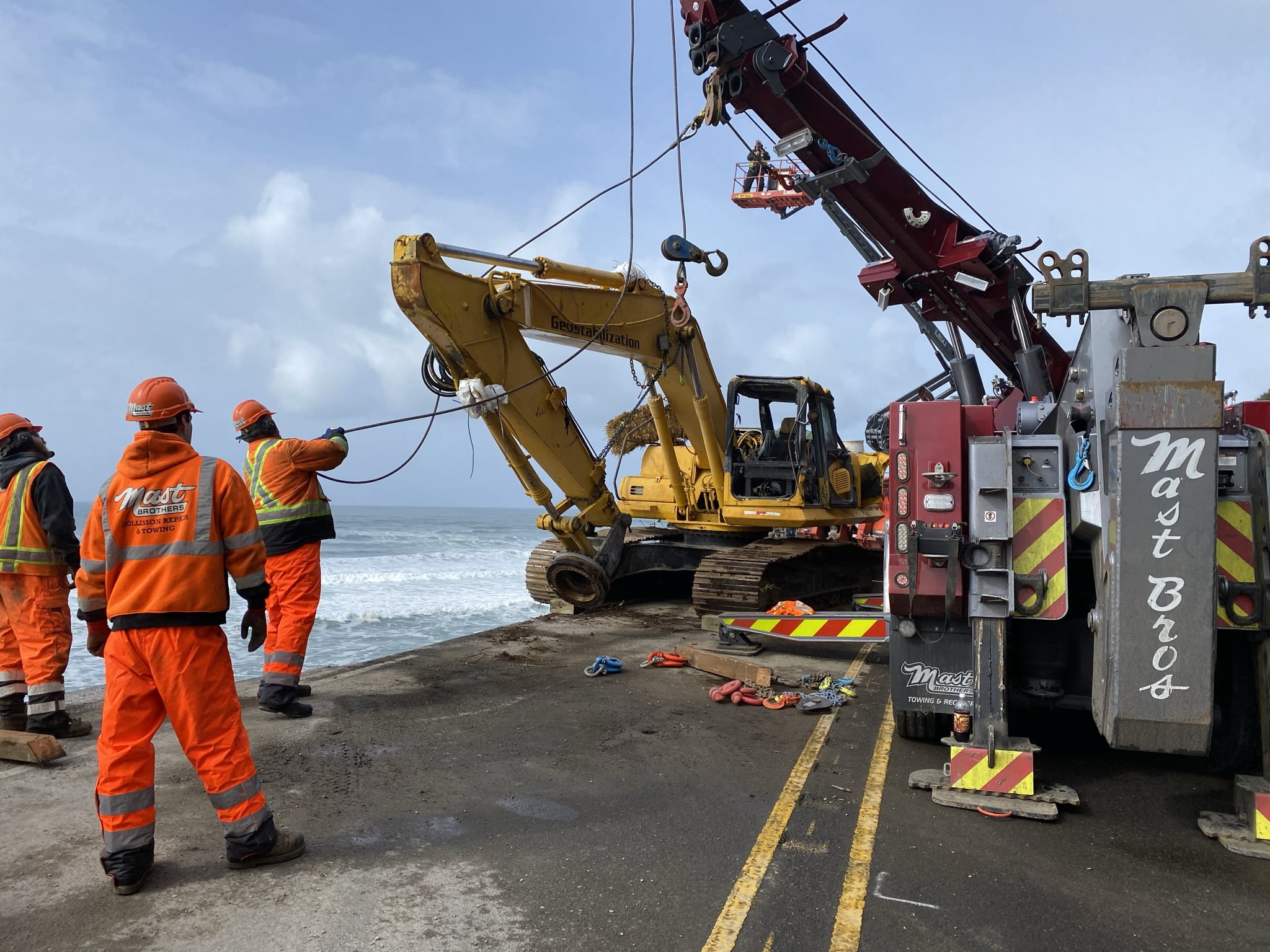 Heavy Equipment Towing Reed