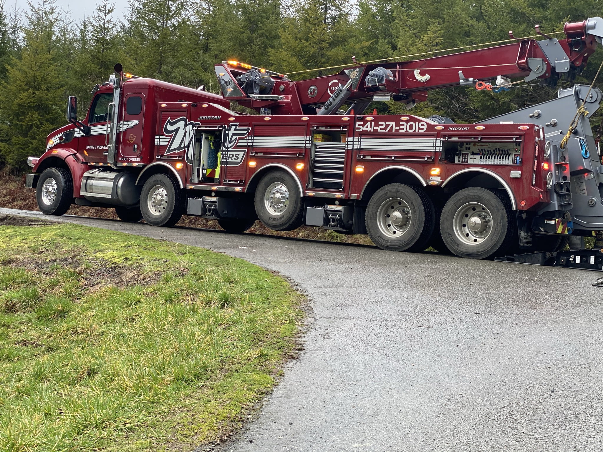 Heavy Towing Coos Bay