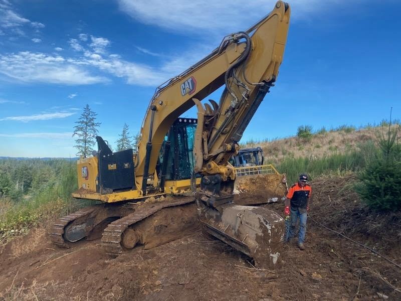Heavy Equipment Recovery for in Coos Bay, OR Mast Brothers